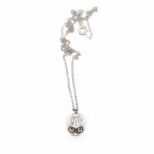 Carregar imatge al visor de la galeria, Pearl Skull
